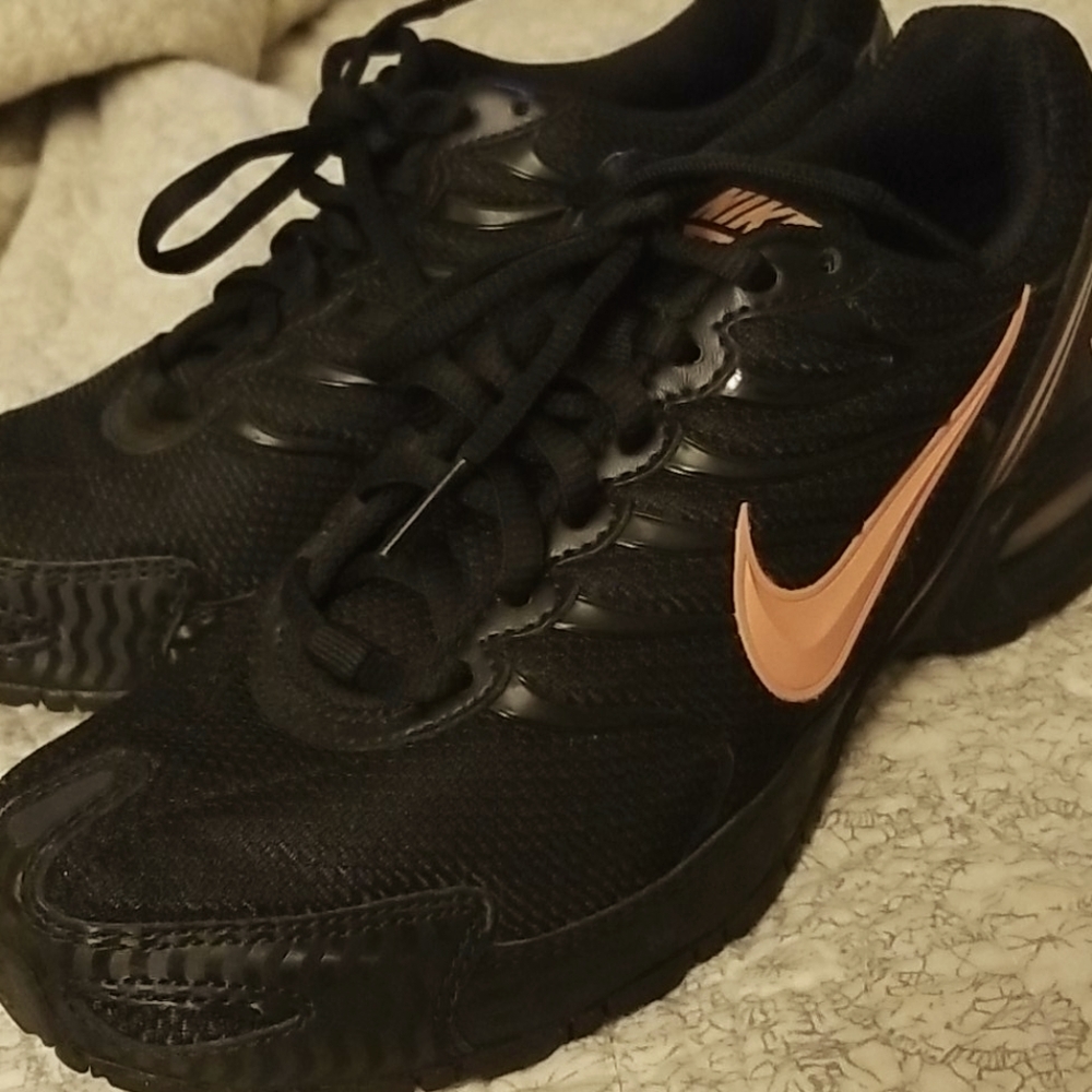 Nike Air Torch 4 running shoes black rose gold
